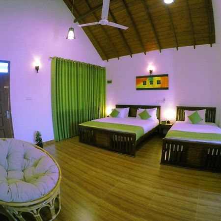Avonil Resort Yala Tissamaharama Esterno foto