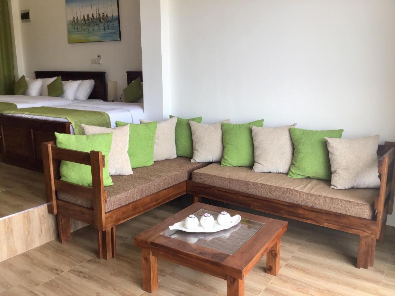 Avonil Resort Yala Tissamaharama Esterno foto