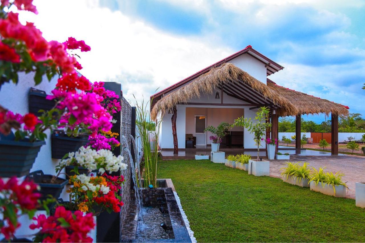 Avonil Resort Yala Tissamaharama Esterno foto
